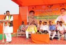 Dharmendra campaigns for BJP in Jharkhand