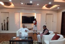 BJP National VP Baijayant Panda meets Andhra Guv BB Harichandan
