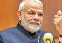 PM visits Sree Siddaganga Mutt in Karnataka