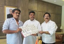 Fighting COVID-19: Union PNG-Steel Minister Dharmendra Pradhan hails Odisha’s Coin Master Devi Prasad Mangaraj