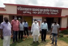 BJD MLA Dr Arbinda Dhali visits Quarantine Centers in Jayadev Assembly segment