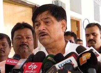 Fighting COVID-19: Odisha Minister Raja Swain turns Good Samaritan for Migrant Workers