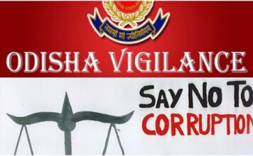 Vigilance Traps Revenue Inspector Satyanarayan Kaudi in Sambalpur