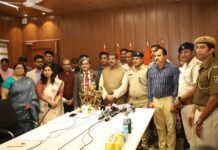 କେନ୍ଦ୍ରମନ୍ତ୍ରୀ ଧର୍ମେନ୍ଦ୍ର ପ୍ରଧାନଙ୍କ ଉପସ୍ଥିତିରେ ଓଡ଼ିଶା ପ୍ରଶାସନକୁ ମା’ କୋଟ୍ରାକ୍ଷୀଙ୍କ ମୂର୍ତ୍ତି ହସ୍ତାନ୍ତର କଲା କଷ୍ଟମ ବିଭାଗ