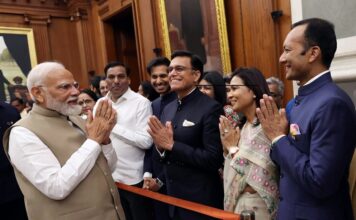 PM Modi’s Sweet Smile Overjoyed BJP’s Lok Sabha Candidate Naveen Jindal