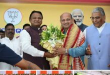 ଦଳ ସରକାରଙ୍କ ସହ ଖୁୂଂଟ ଭଳି ଠିଆ ହୋଇରହିବ, କାର୍ଯ୍ୟକର୍ତାଙ୍କ ପାଇଁ ବିଜେପି ରାଜ୍ୟରେ ଏକାକୀ ସରକାର ଗଠନ କରିପାରିଛି, ମନମୋହନ ସାମଲ