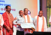 Union Minister Dharmendra Pradhan Dedicates and Lays Foundation Stones for Multiple Development Projects for the All-round Progress of Athamallik, Angul.