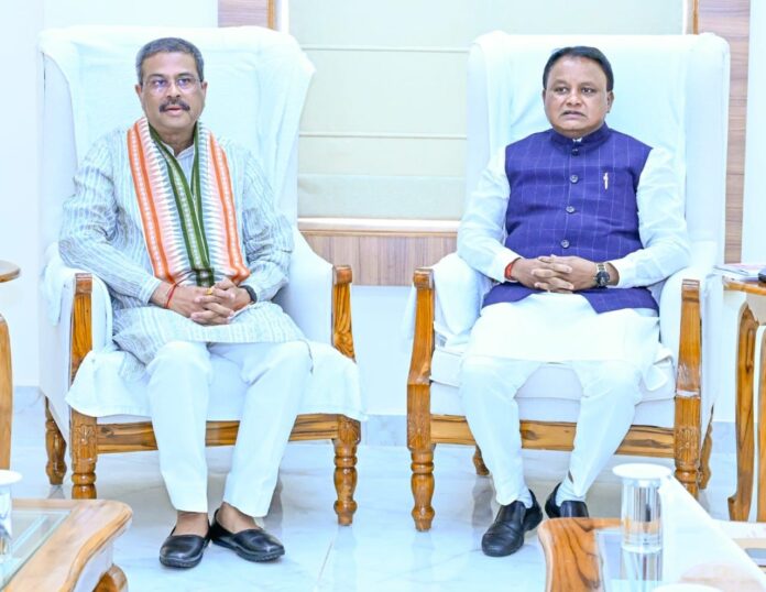 Dharmendra Pradhan-Mohan Charan Majhi-file