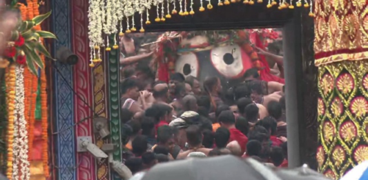PM Modi extends greetings on the sacred occasion of Rath Yatra, shares the President’s article recounting her faith in Mahaprabhu Jagannath, shares Sanskrit Subhashitam seeking blessings of Mahaprabhu