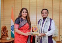 Chief Minister Mohan Charan Majhi has felicitated Jhilika Bhattacharya, the producer of ‘Lahari’, which received the 72nd National Film Award-2024 as the Best Odia Feature Film