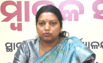 Congress MLA Shri Tara Prasad Bahinipati’s misbehavior towards media representatives_
