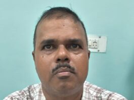 Chandrajit Parija Programmer, O/o-DEO/DPC (District Project Coordinator), Samagra Sikhya Abhiyan (SSA), Jagatsinghpur apprehended by Odisha Vigilance while demanding and taking a bribe of Rs.30,000