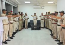 On the occasion of Rashtriya Ekta Divas ,the National Unity Pledge administered by Dr. Satyajit Naik, IPS, IGP, Central Range, Kataka, to all officers and staff at the IGP Office
