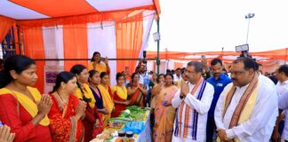 MP Dharmendra Pradhan Attends ‘Seva Setu Shivir’ at Jamankira and Rengali in Sambalpur